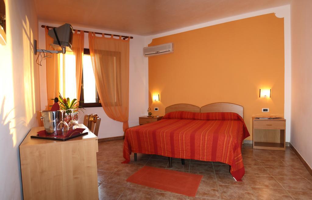Hotel Belvedere لامبيدوزا الغرفة الصورة